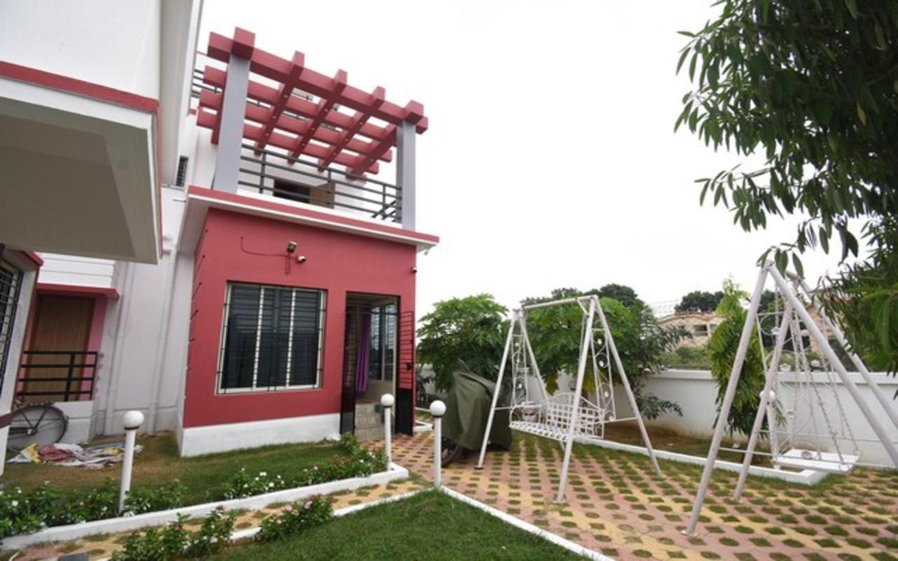 Staymaker Hotel Sannidhyo Shānti Niketan 외부 사진